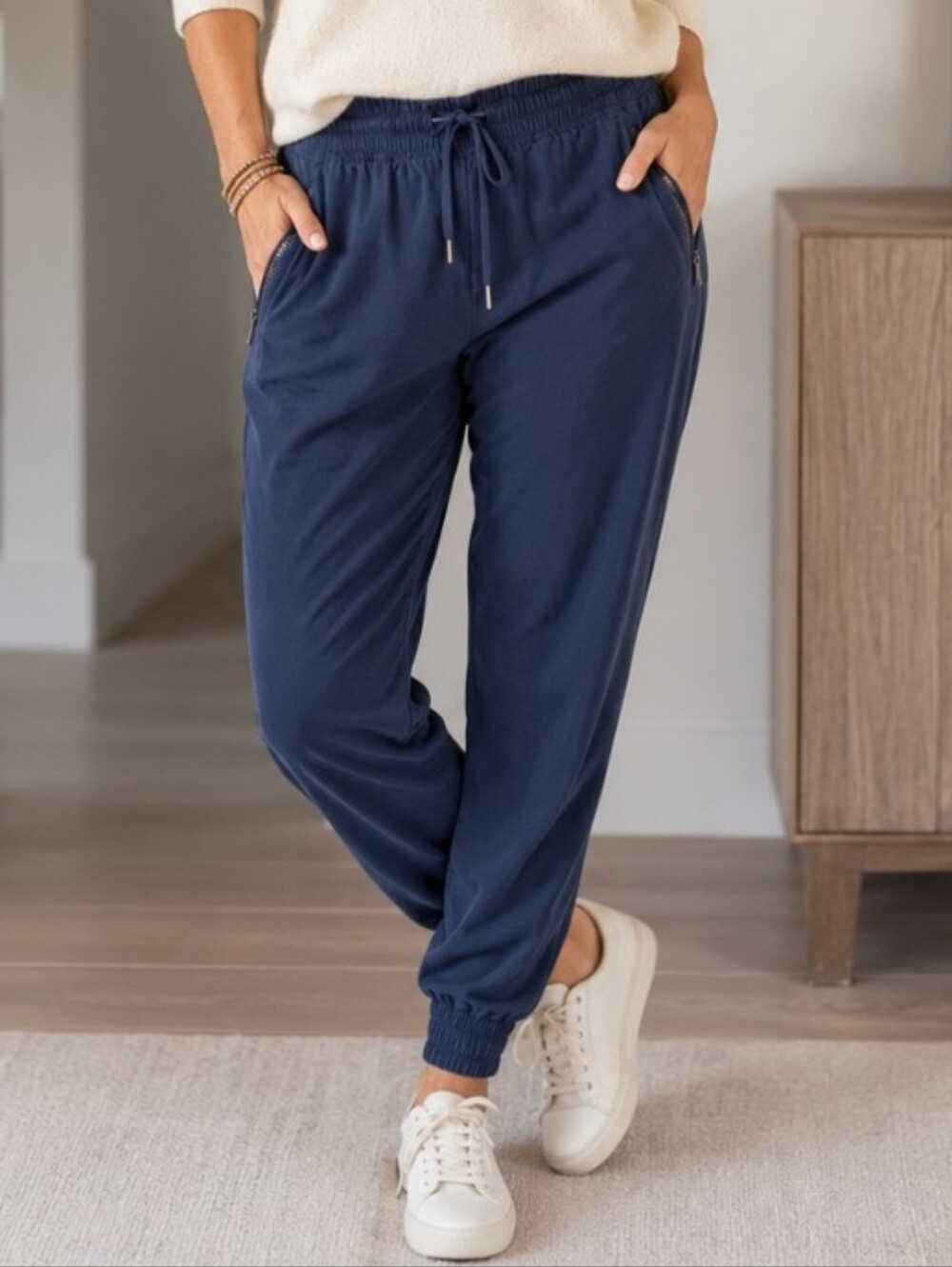 Danskin Navy Lightweight Jogger Pants Women's Large Zip Pocket Athleisure Travel